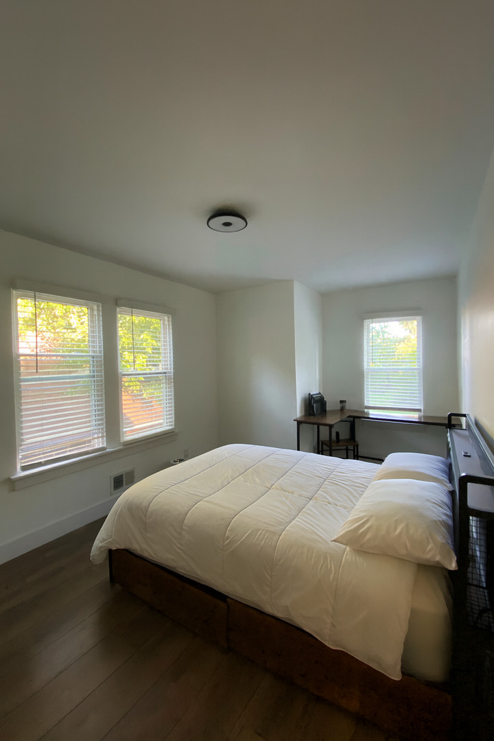 411 W 116th Street, Chicago, IL 60628