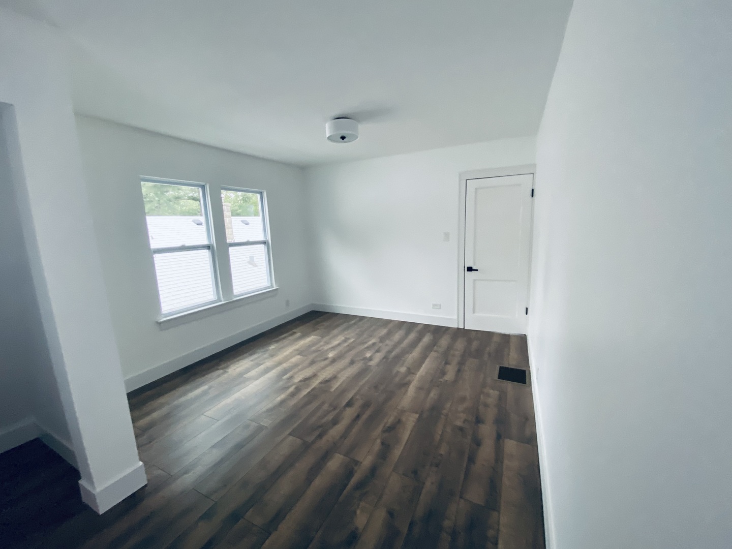 411 W 116th Street, Chicago, IL 60628
