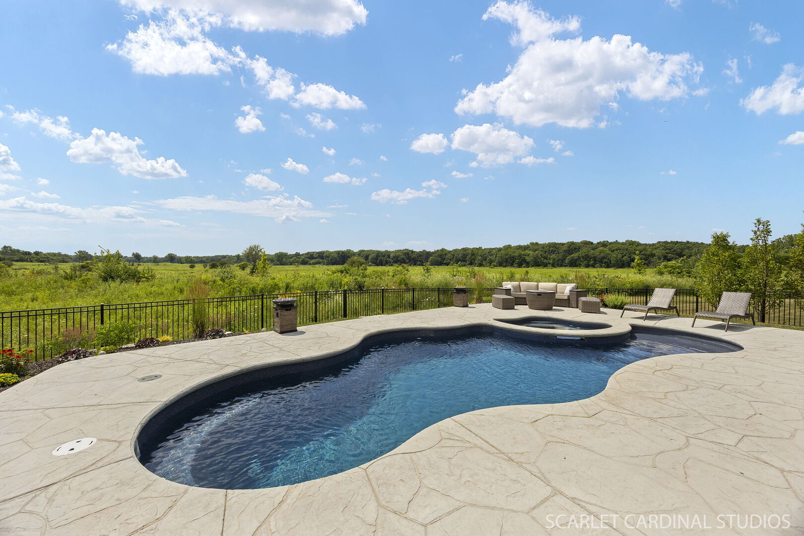 2559 Weatherbee Lane, Naperville, IL 60563