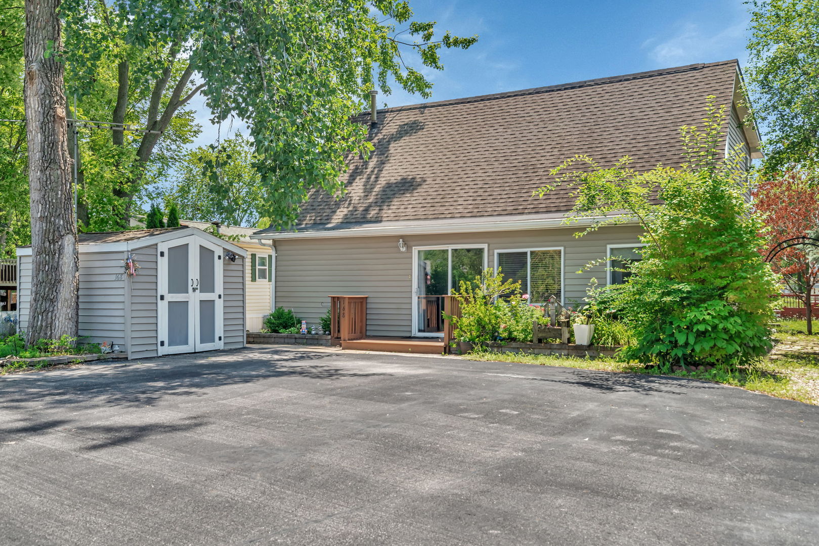 168 Fossil Cove Lane, Wilmington, IL 60481