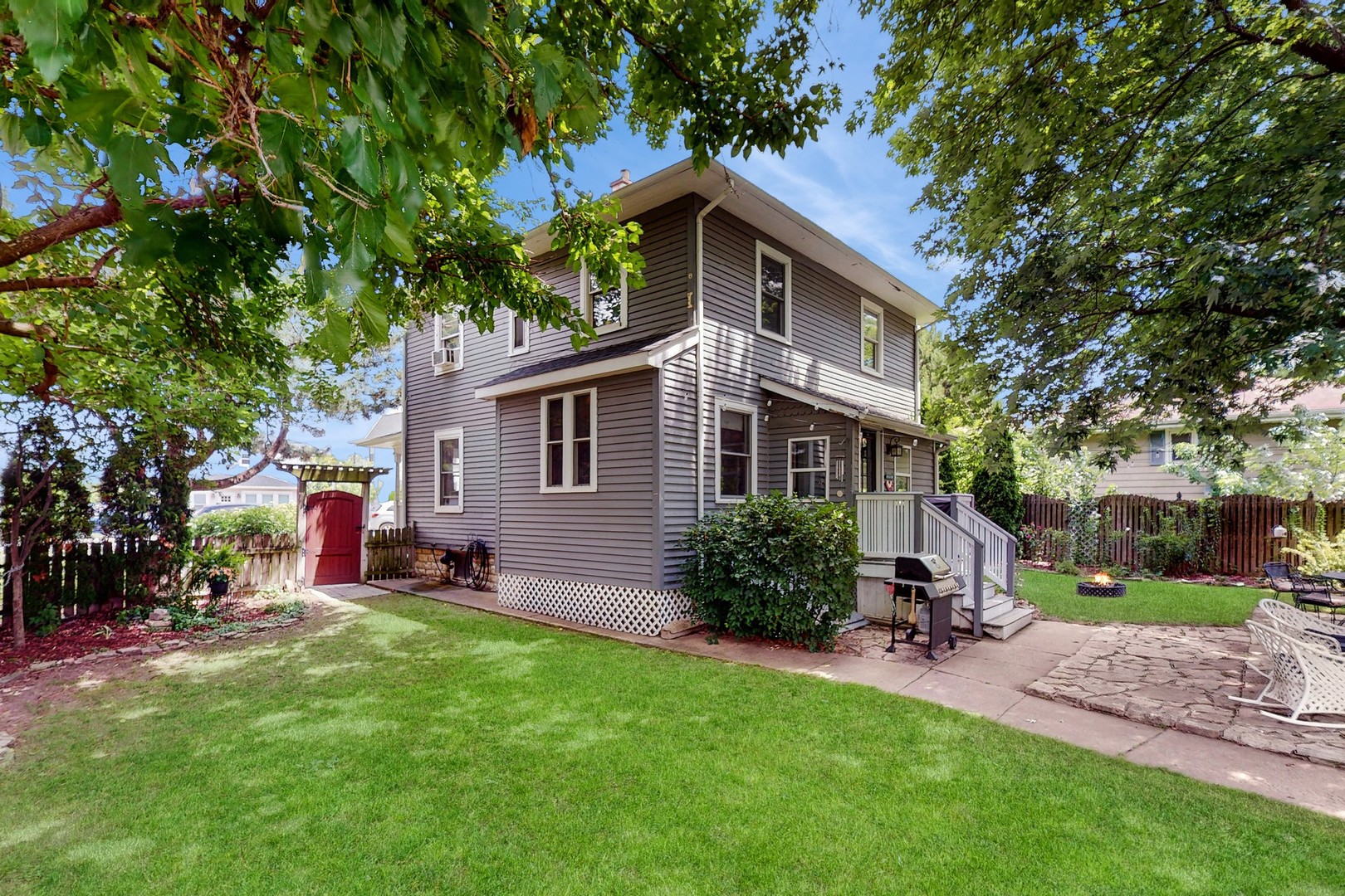 614 Mccarthy Road, Lemont, IL 60439