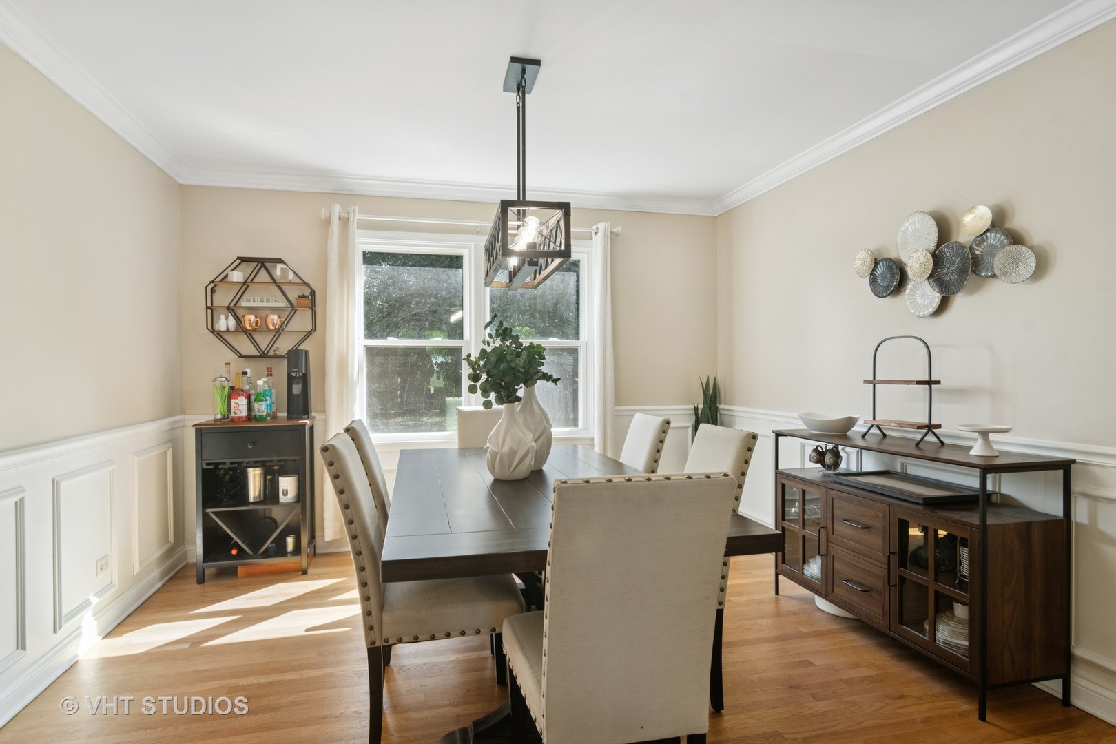 101 Tudor Drive, Barrington, IL 60010