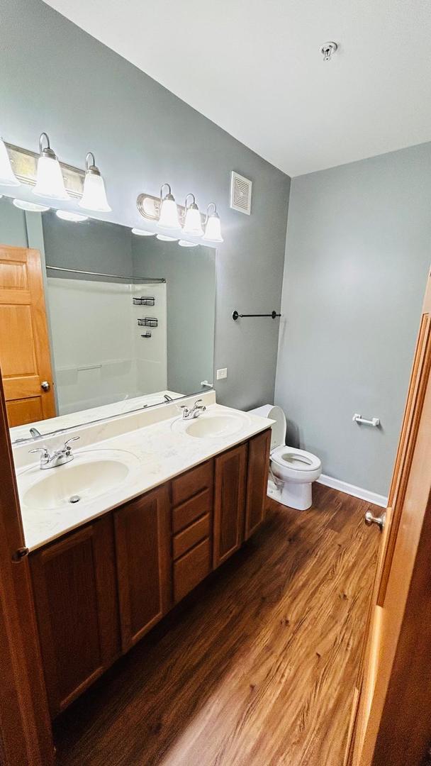 2215 Aurora Drive #1, Pingree Grove, IL 60140