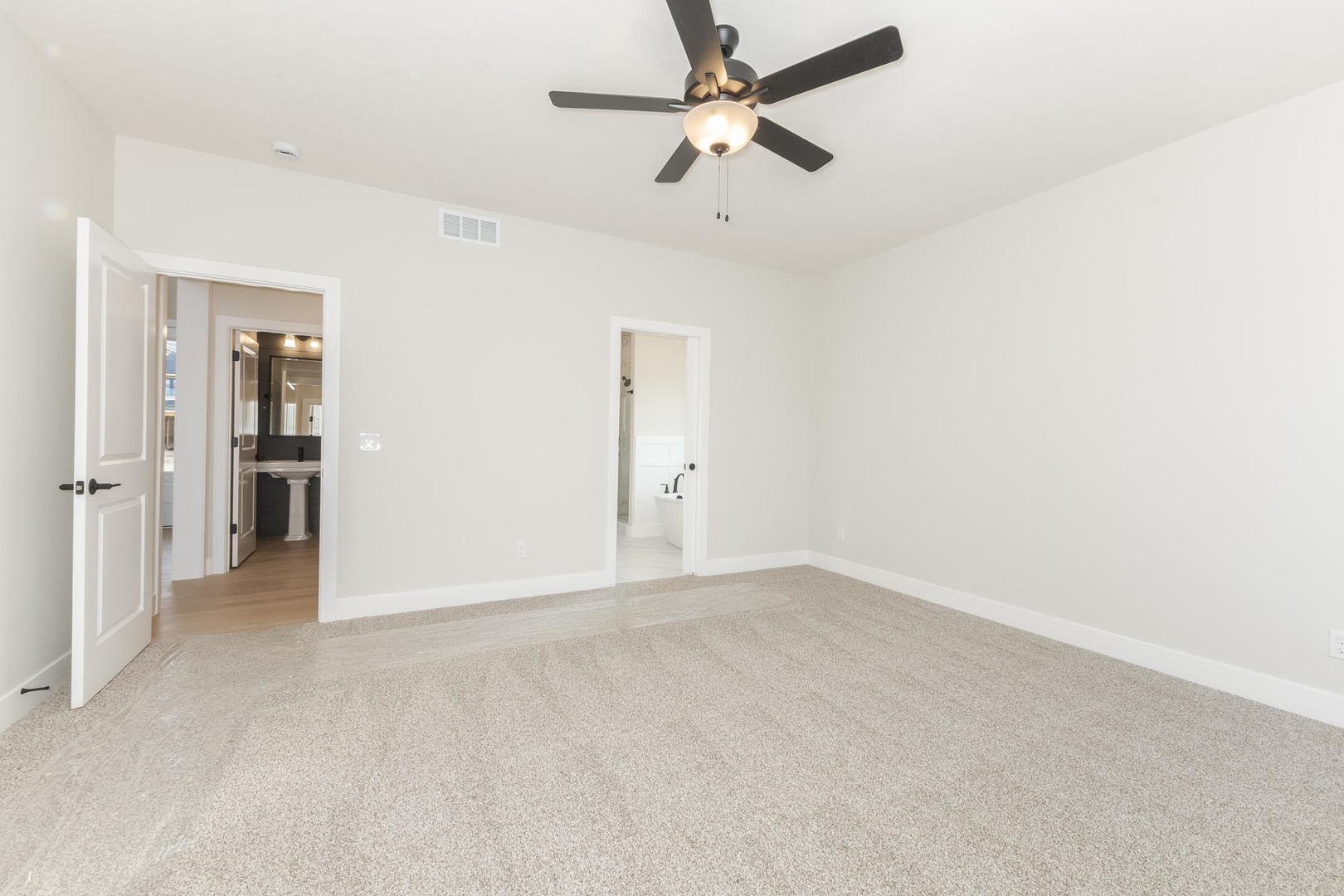 1009 Mount Carmel Road, Bloomington, IL 61705