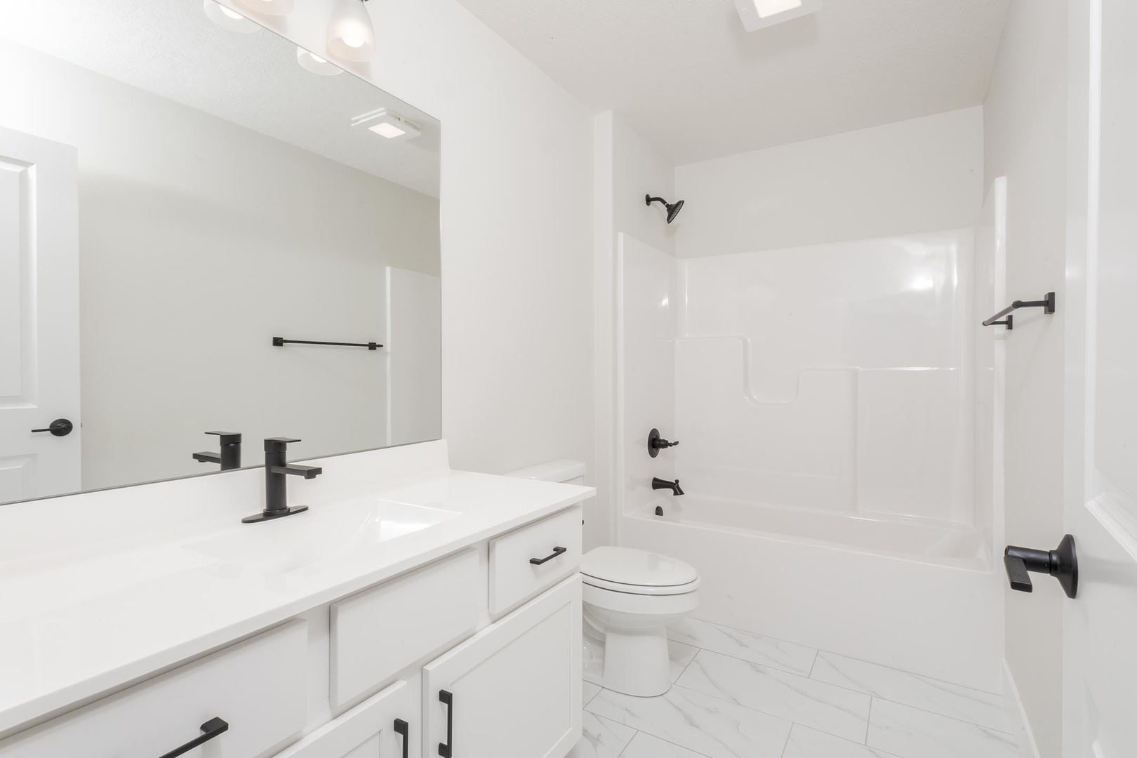 1009 Mount Carmel Road, Bloomington, IL 61705