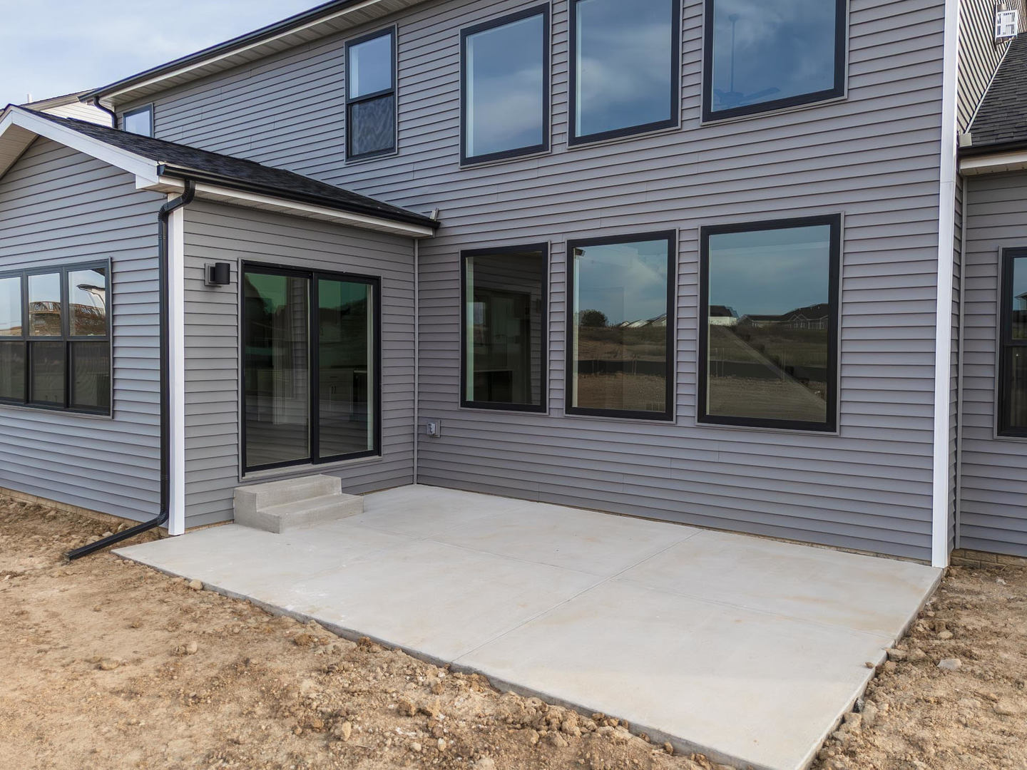 1009 Mount Carmel Road, Bloomington, IL 61705