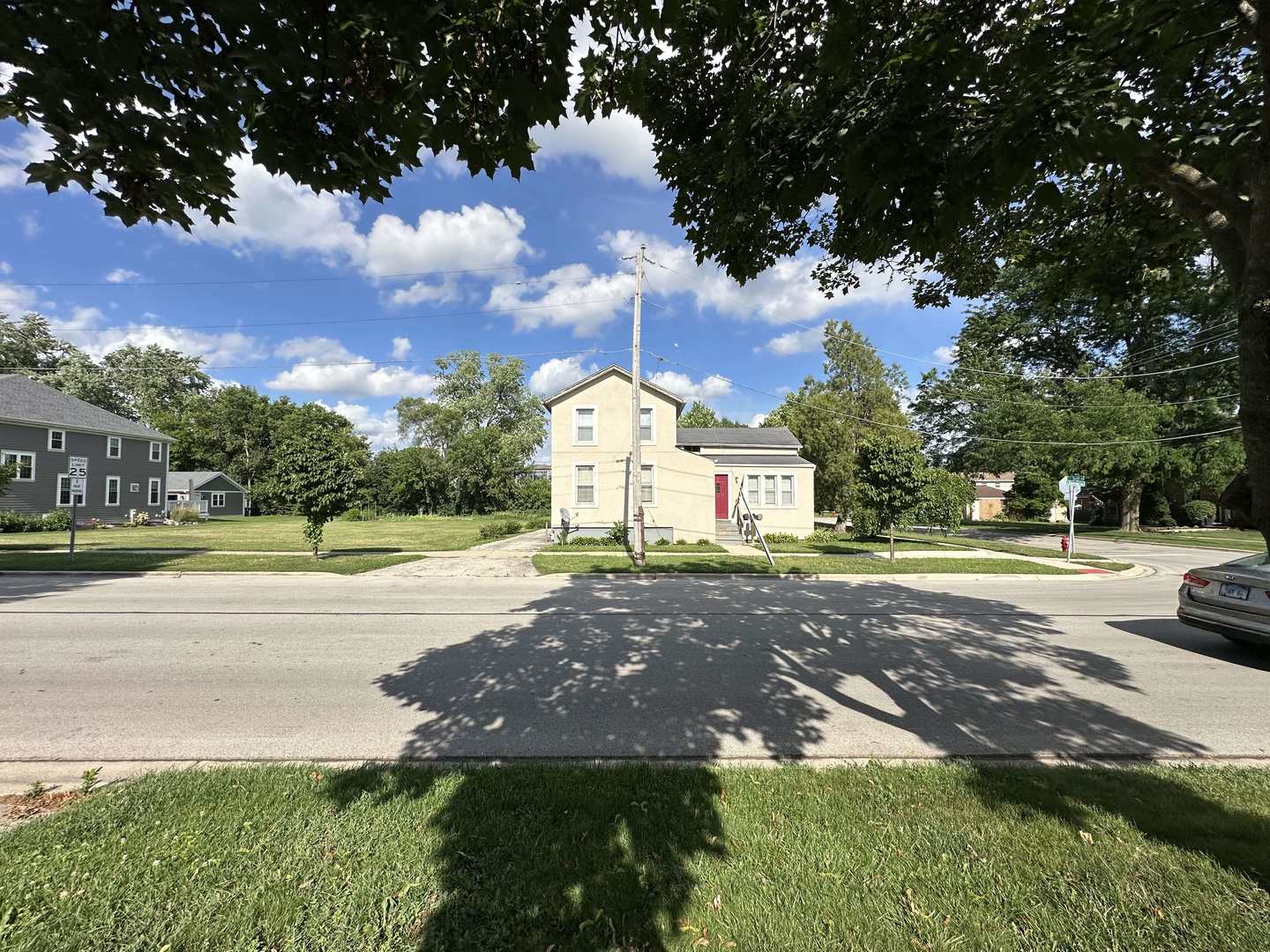235 S Dunton Avenue, Arlington Heights, IL 60005