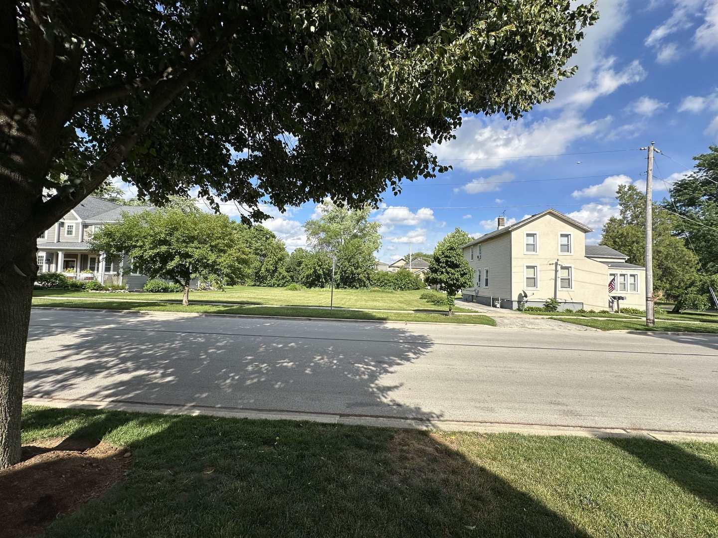 235 S Dunton Avenue, Arlington Heights, IL 60005