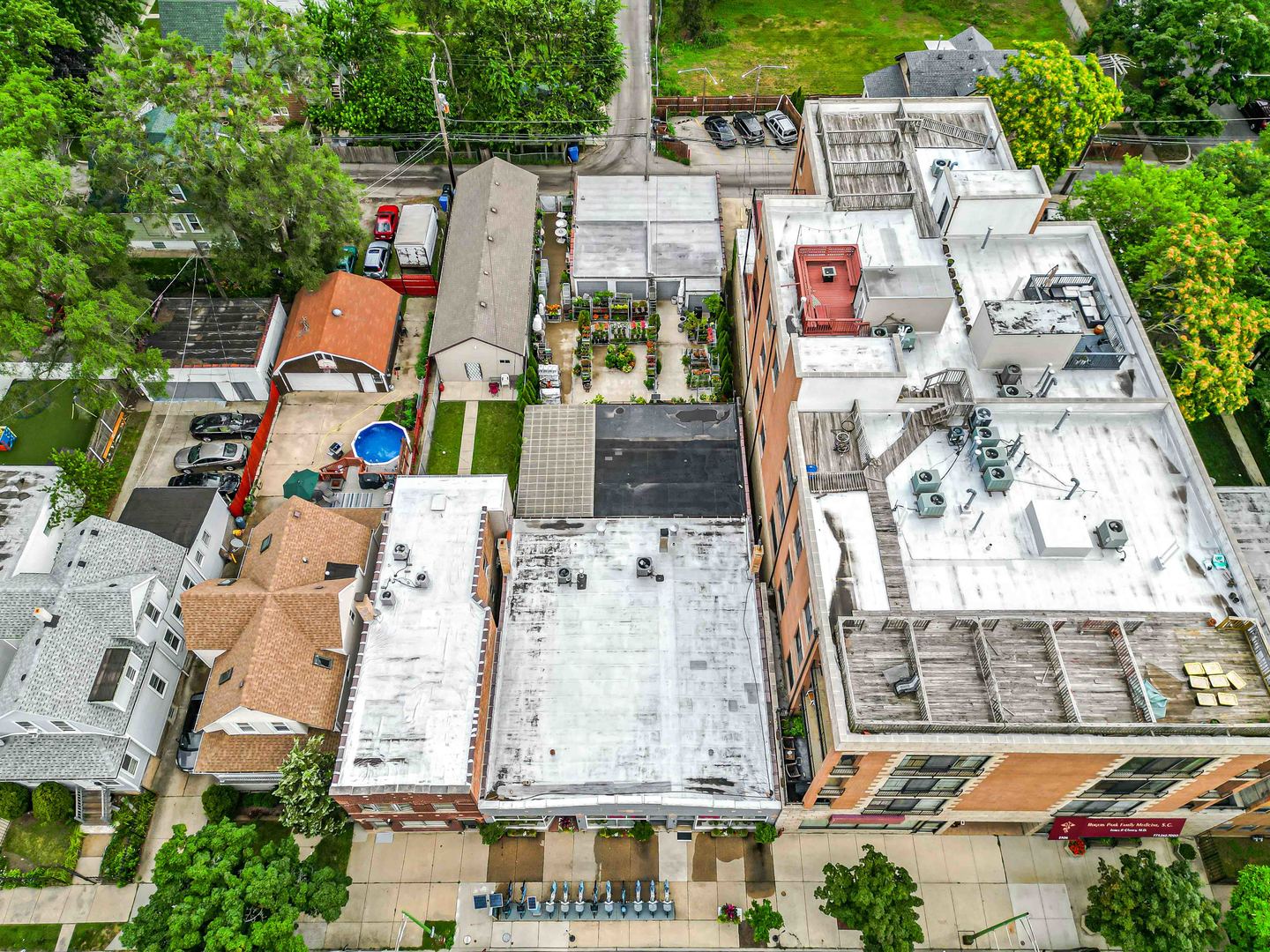 2312 W Touhy Avenue, Chicago, IL 60645