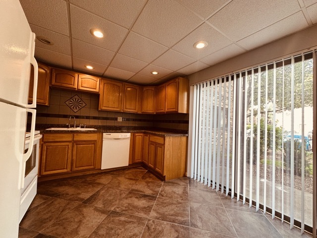 122 Klein Creek Court #A, Carol Stream, IL 60188
