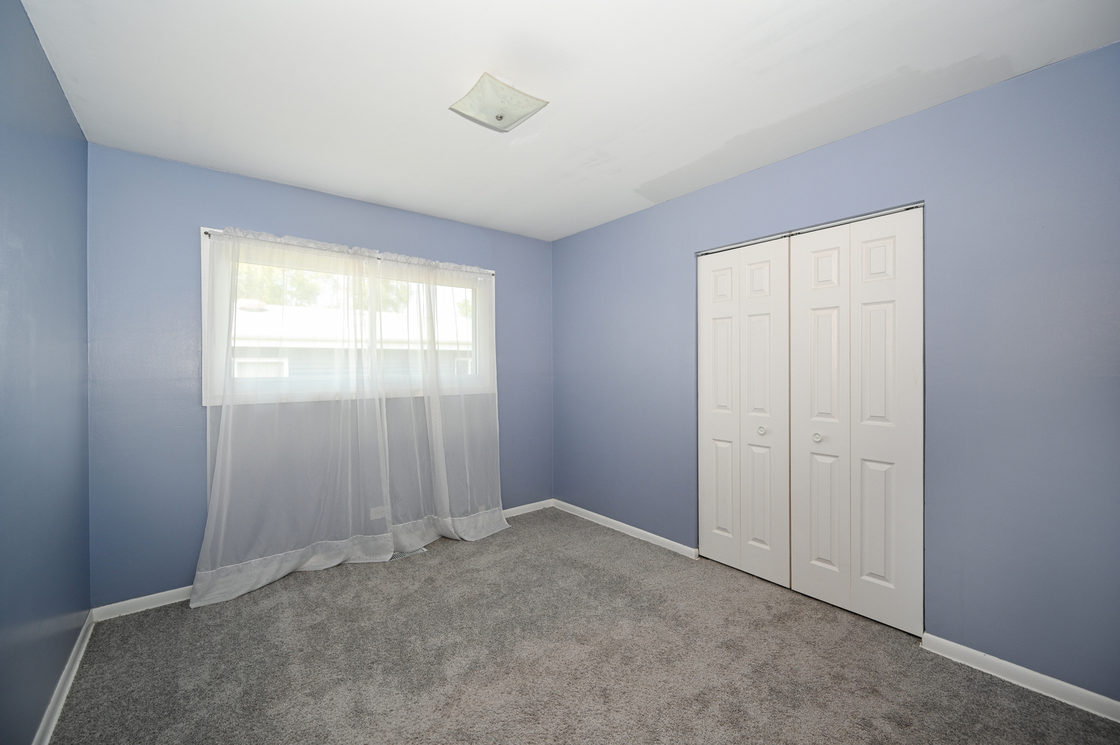 1331 Davine Drive, Glendale Heights, IL 60139