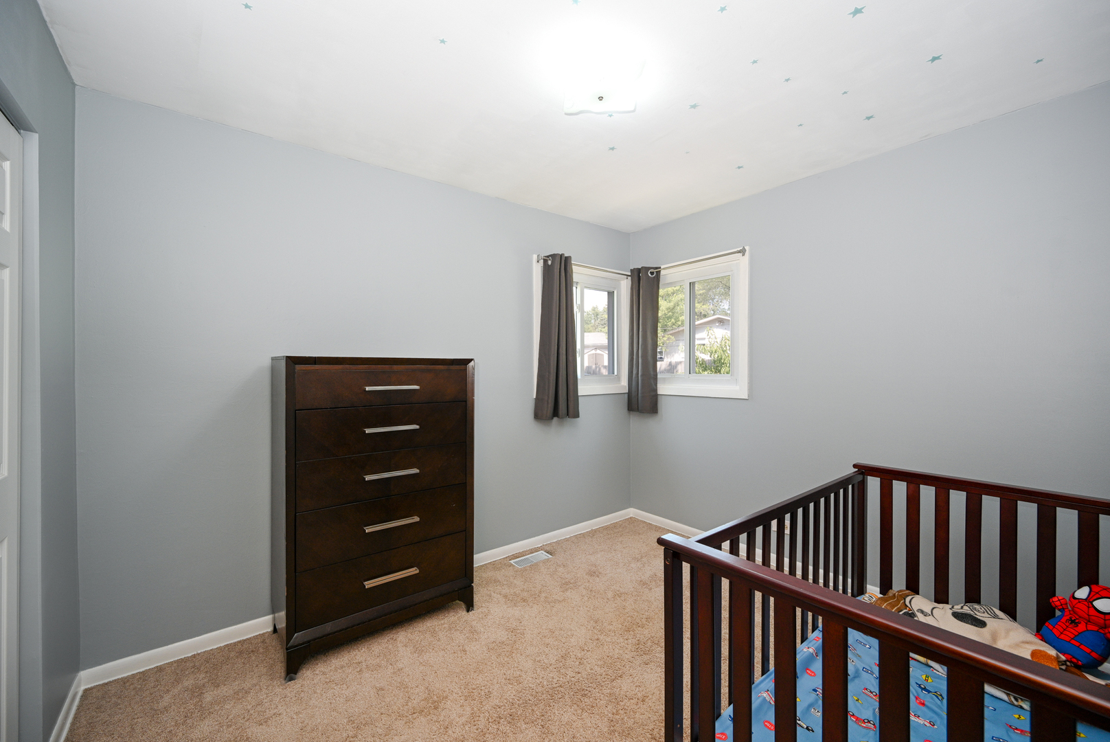 1331 Davine Drive, Glendale Heights, IL 60139