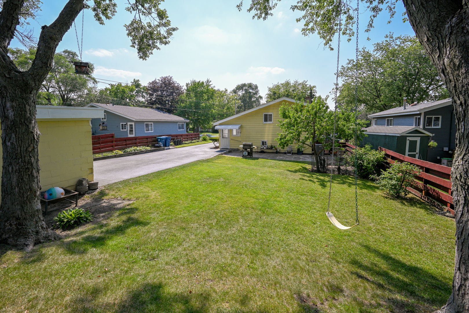 1331 Davine Drive, Glendale Heights, IL 60139