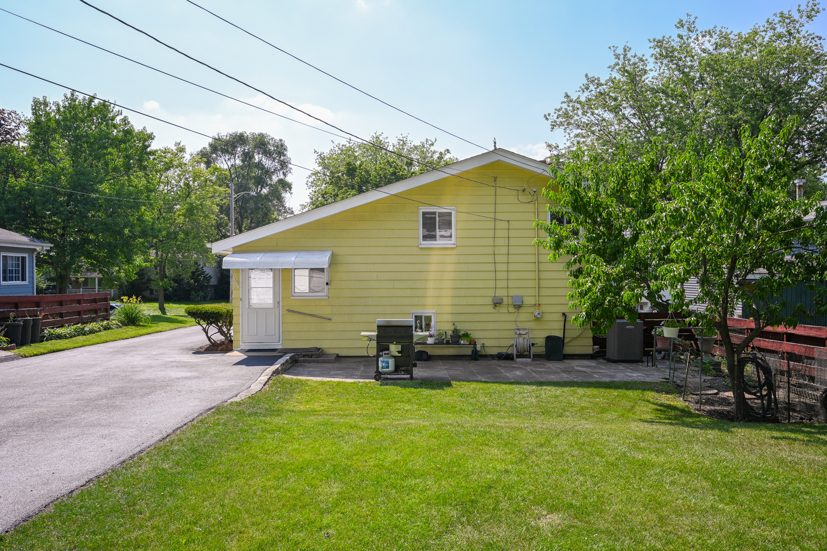 1331 Davine Drive, Glendale Heights, IL 60139