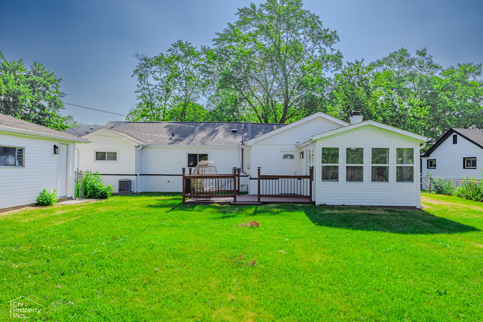 620 Ashland Street, Hoffman Estates, IL 60169