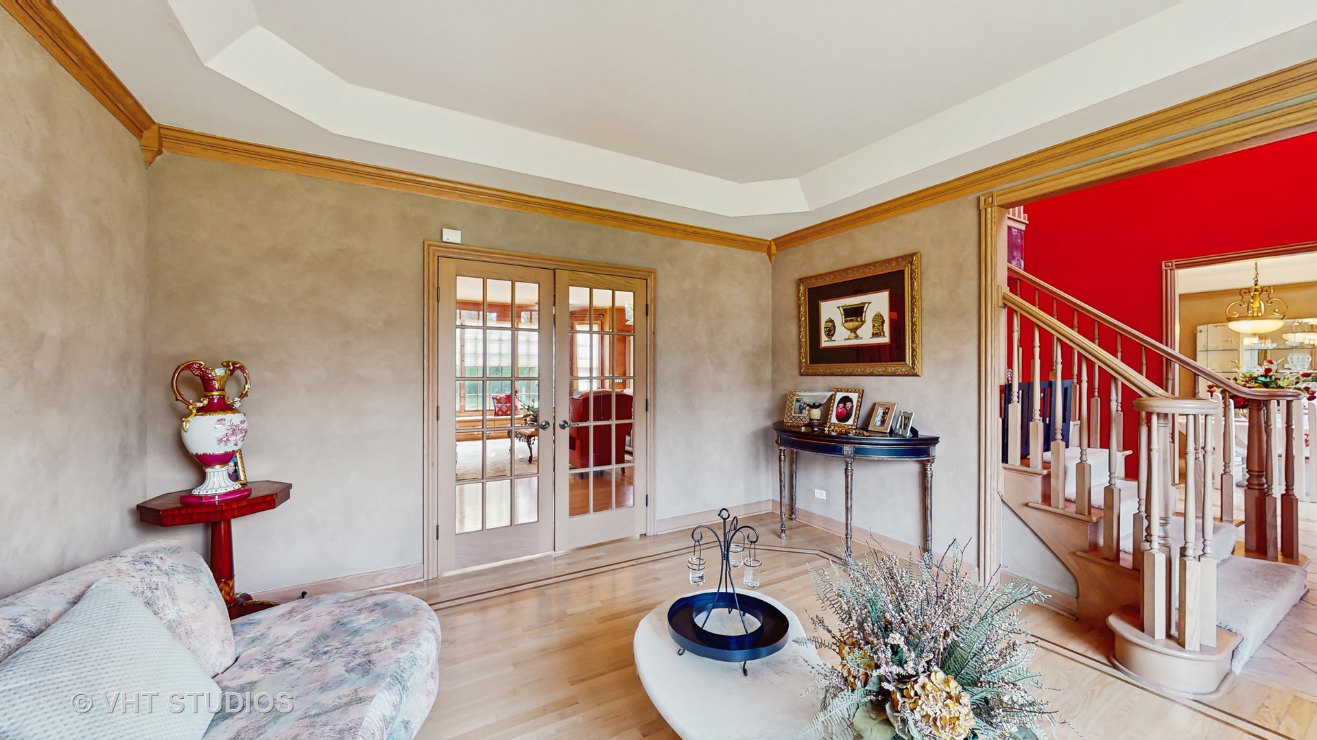 1527 Lexington Circle, Schaumburg, IL 60173