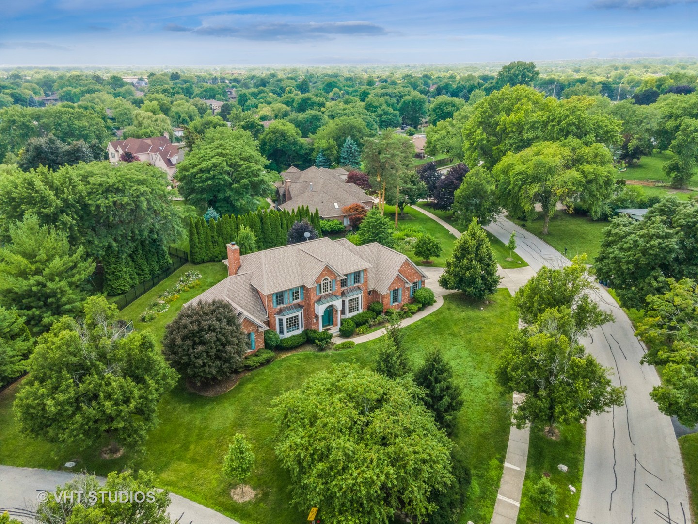 1527 Lexington Circle, Schaumburg, IL 60173