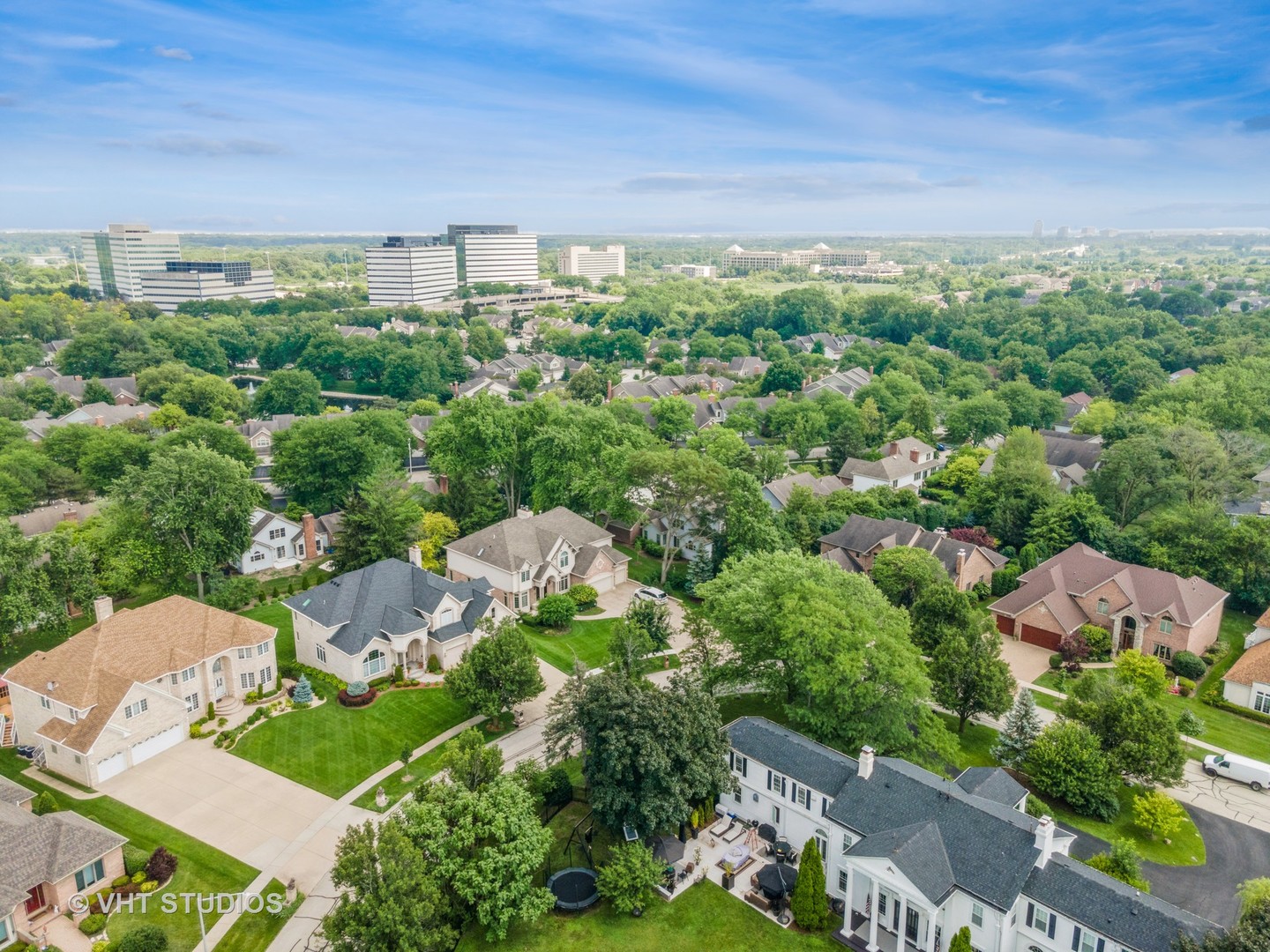 1527 Lexington Circle, Schaumburg, IL 60173
