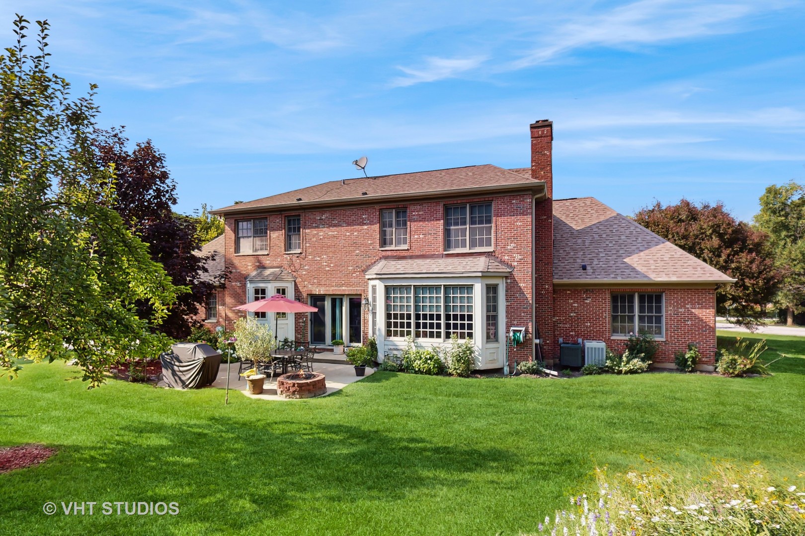 1527 Lexington Circle, Schaumburg, IL 60173