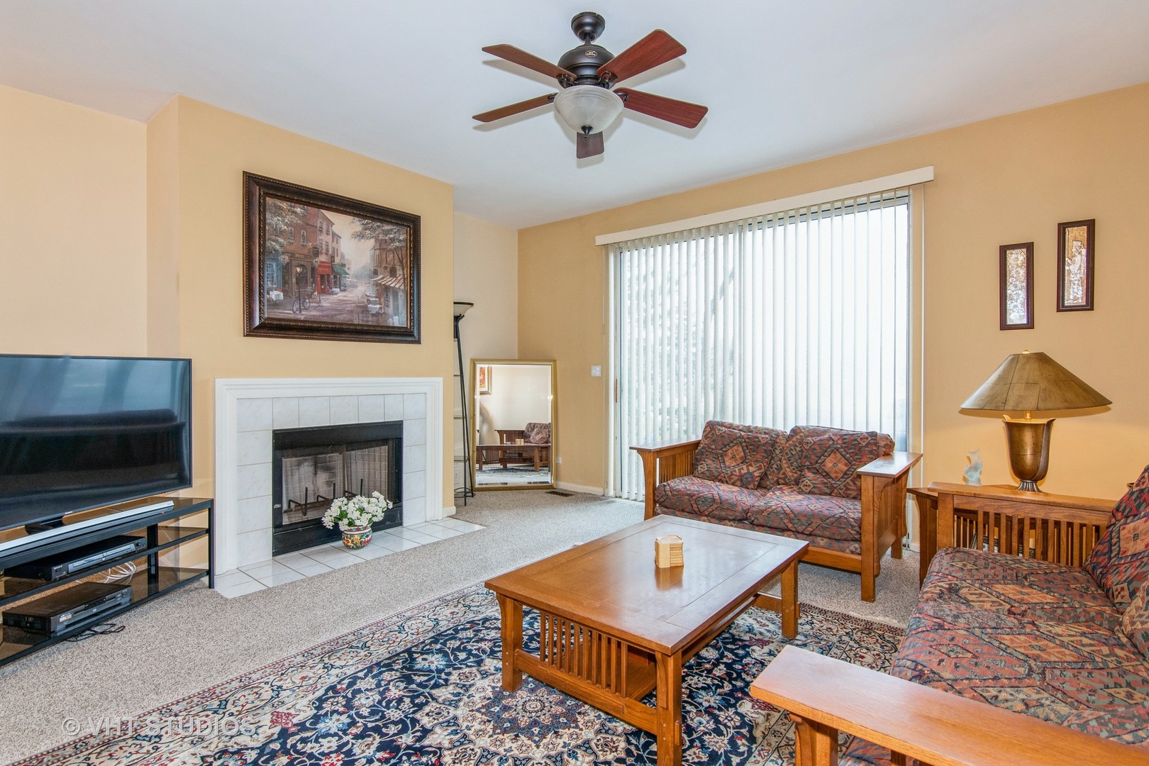 226 Sierra Pass Drive, Schaumburg, IL 60194
