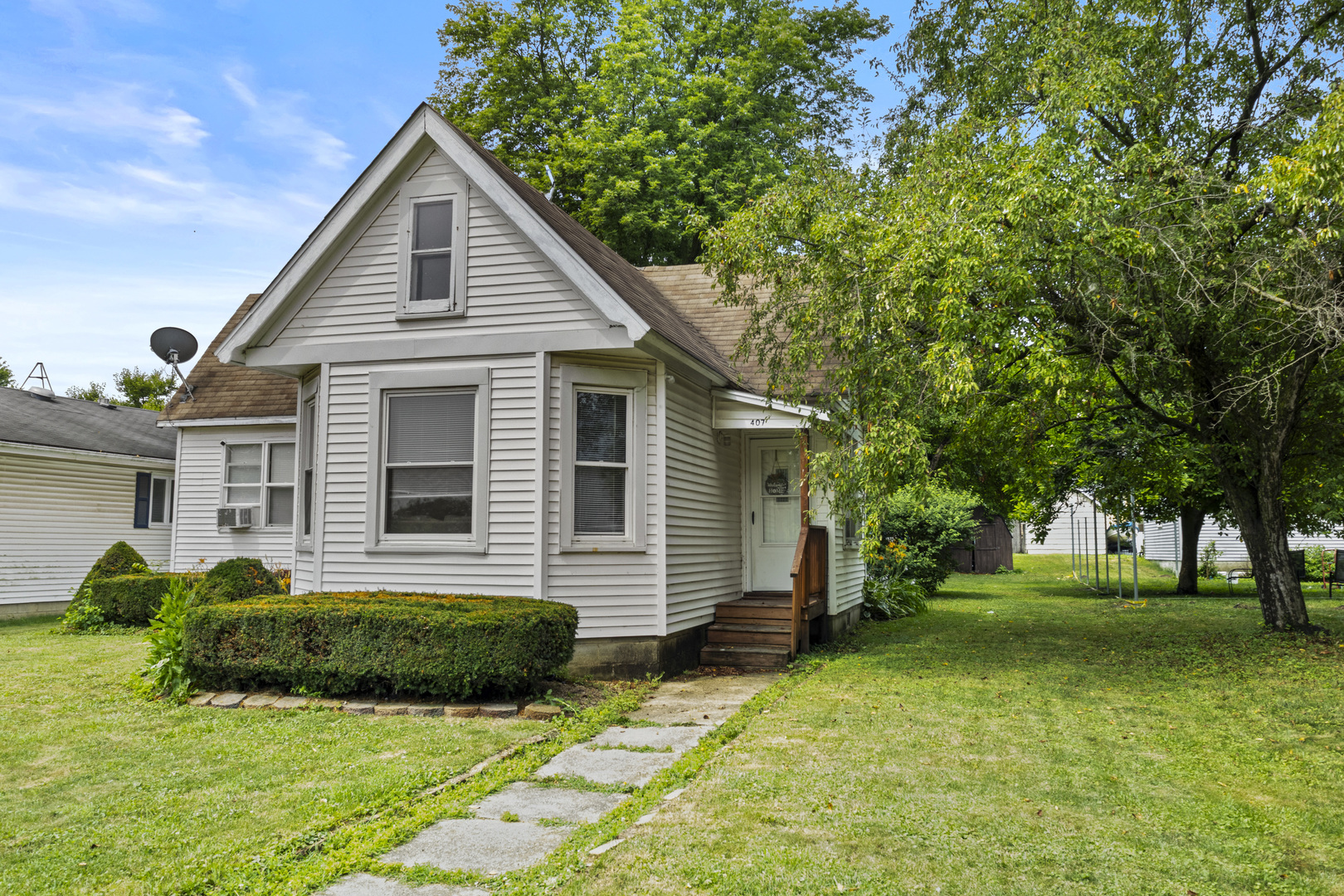 407 S Main Street, Grant Park, IL 60940