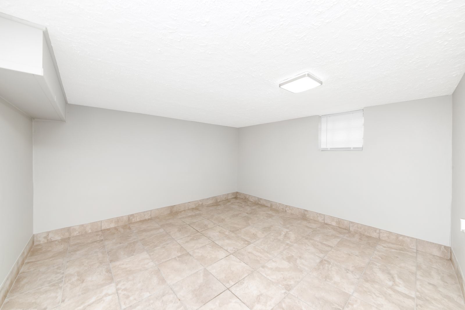 1725 E Washington Street, Joliet, IL 60433