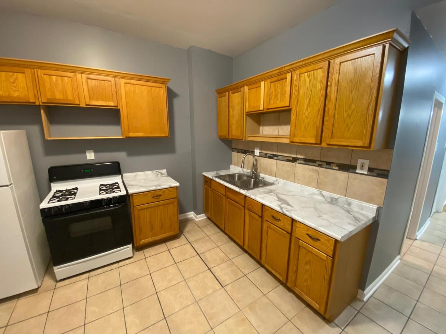 2356 S Lawndale Avenue, Chicago, IL 60623