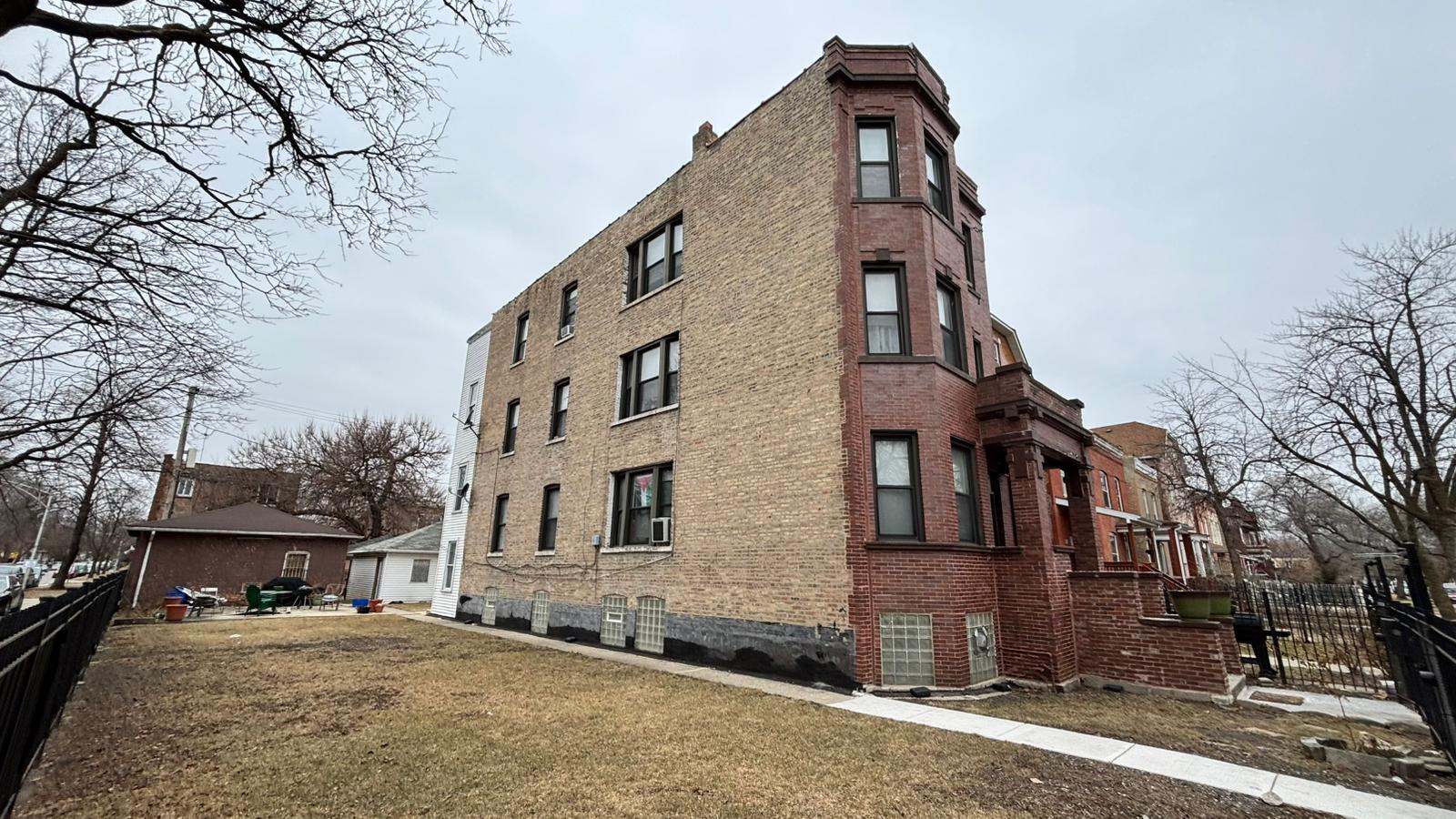 2356 S Lawndale Avenue, Chicago, IL 60623