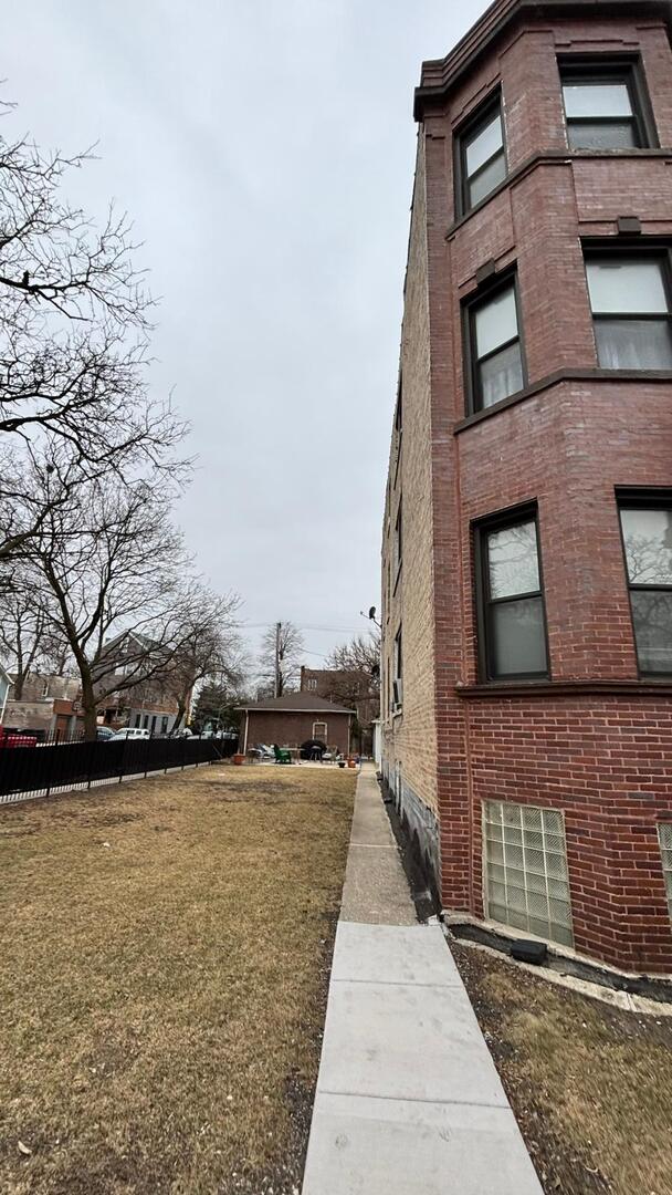 2356 S Lawndale Avenue, Chicago, IL 60623