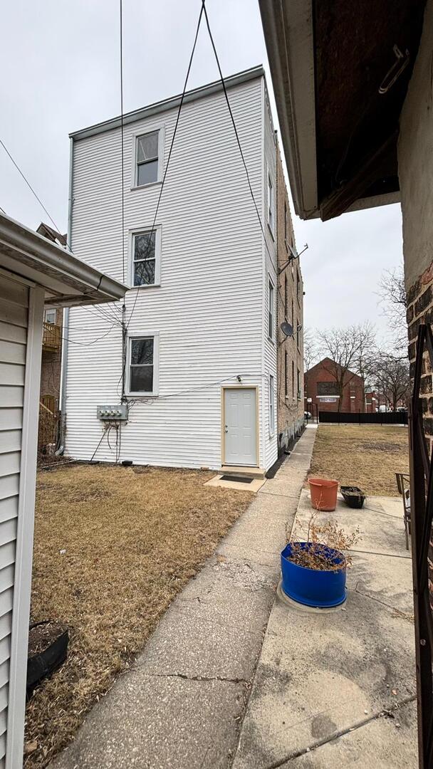 2356 S Lawndale Avenue, Chicago, IL 60623