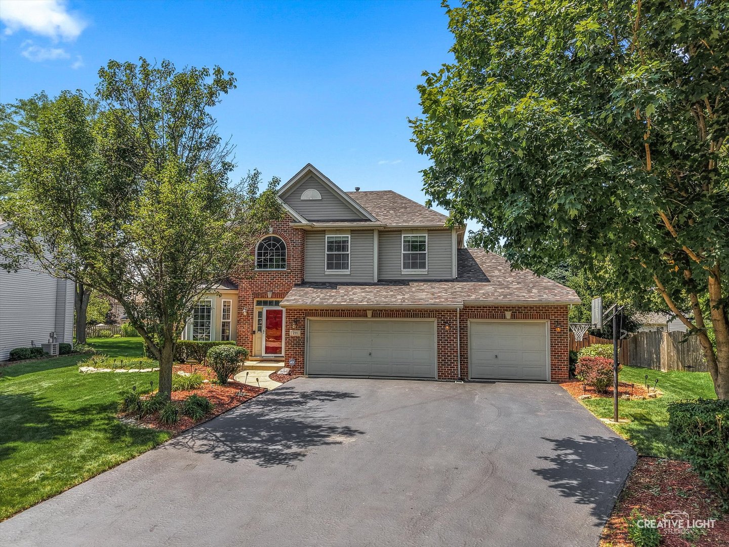 211 Cambridge Court, Oswego, IL 60543