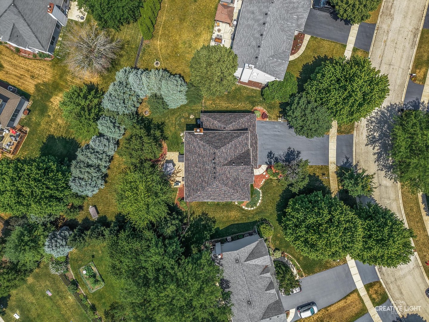 211 Cambridge Court, Oswego, IL 60543