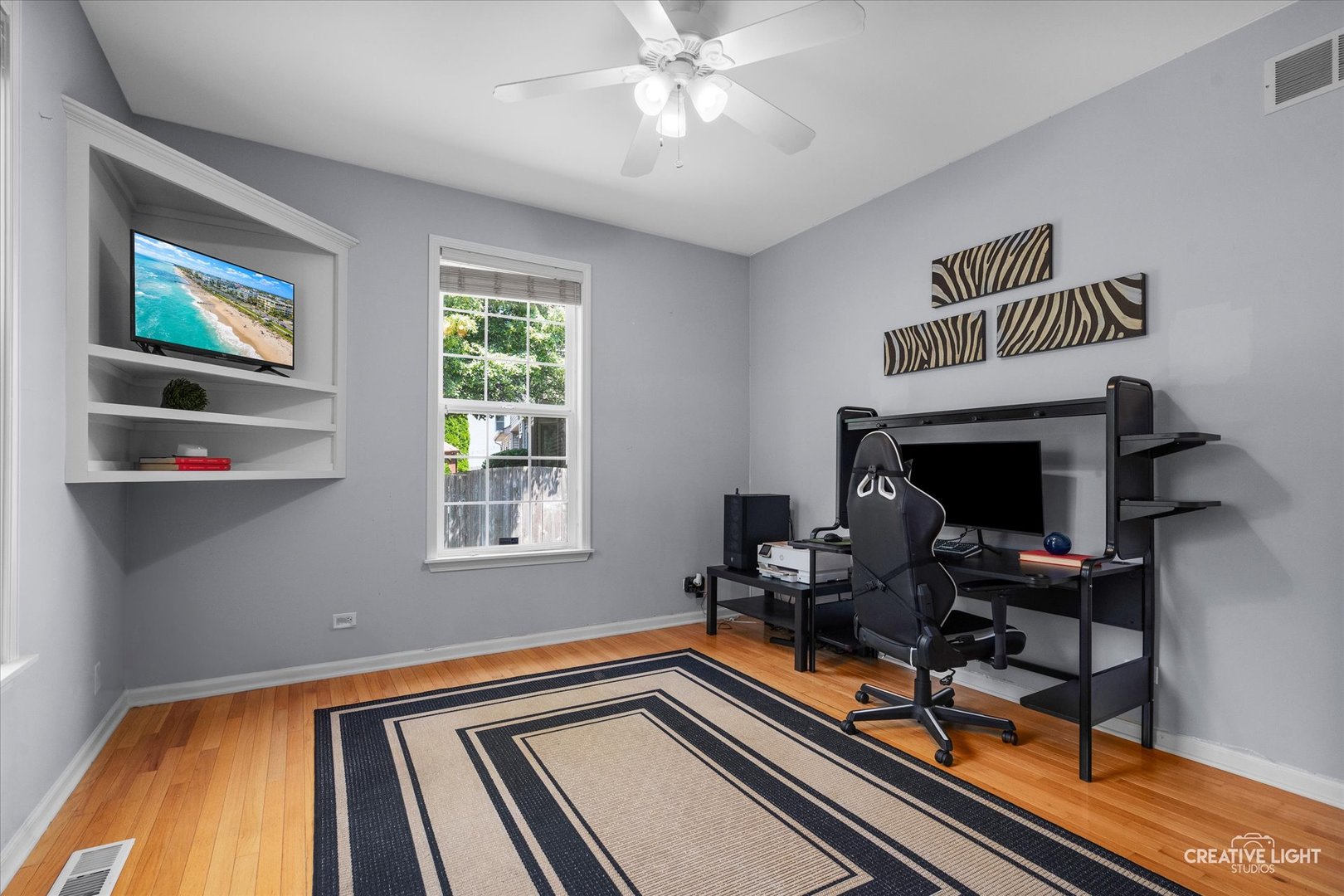 211 Cambridge Court, Oswego, IL 60543