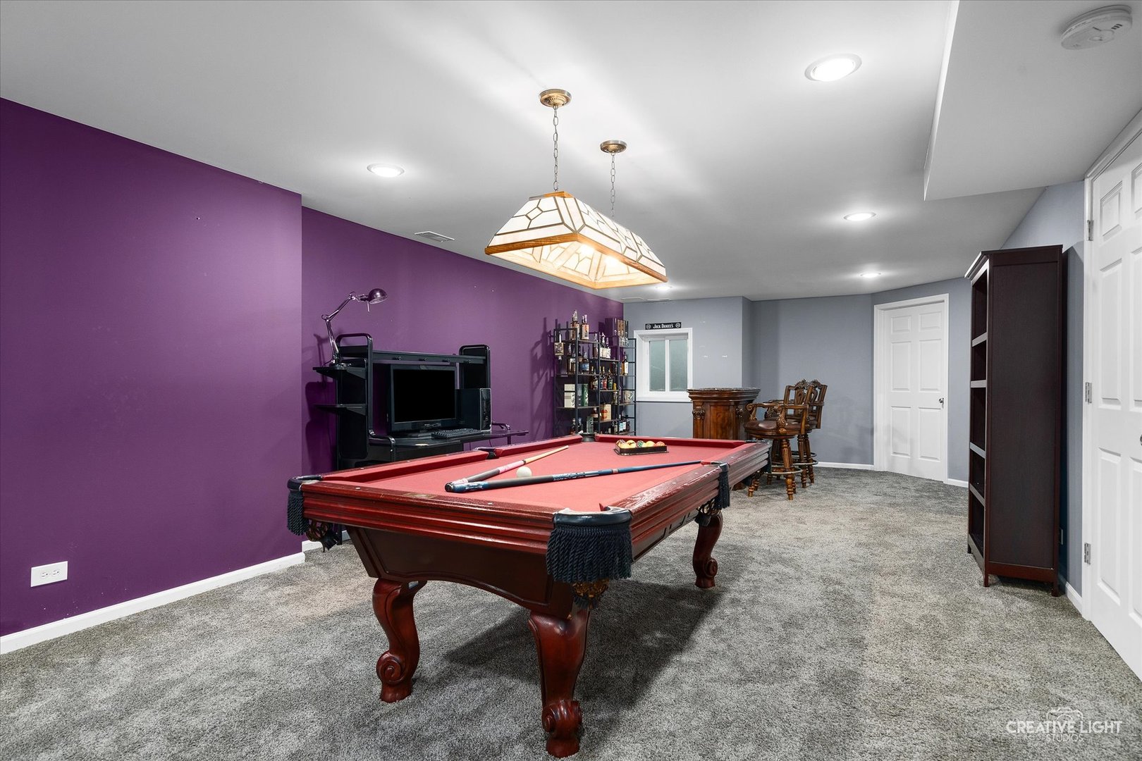 211 Cambridge Court, Oswego, IL 60543