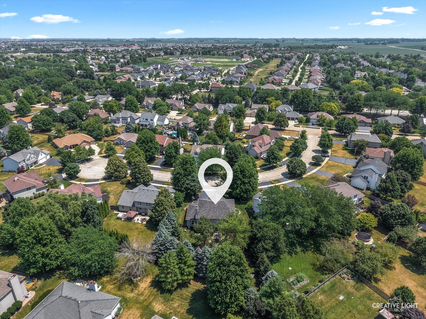211 Cambridge Court, Oswego, IL 60543