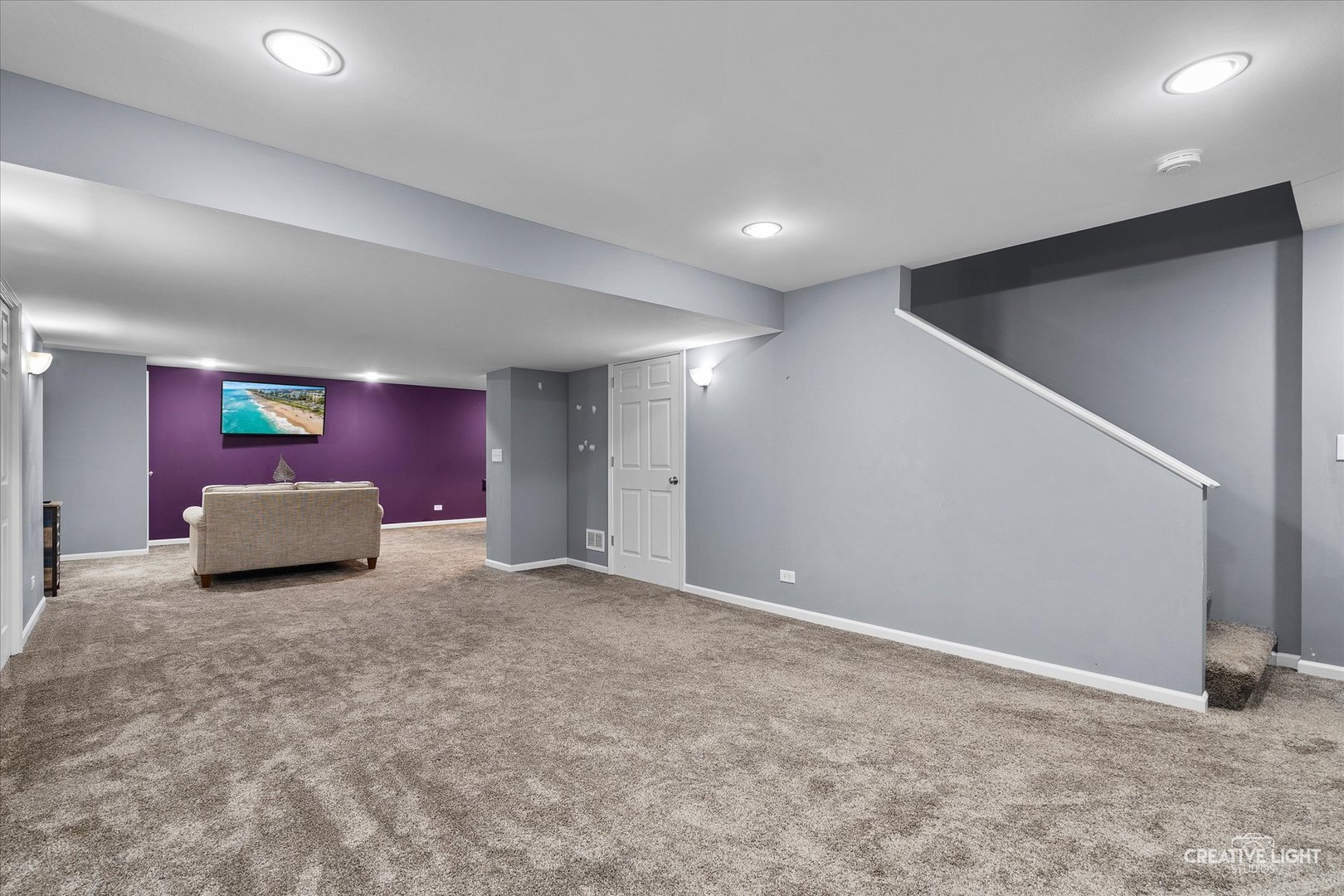 211 Cambridge Court, Oswego, IL 60543