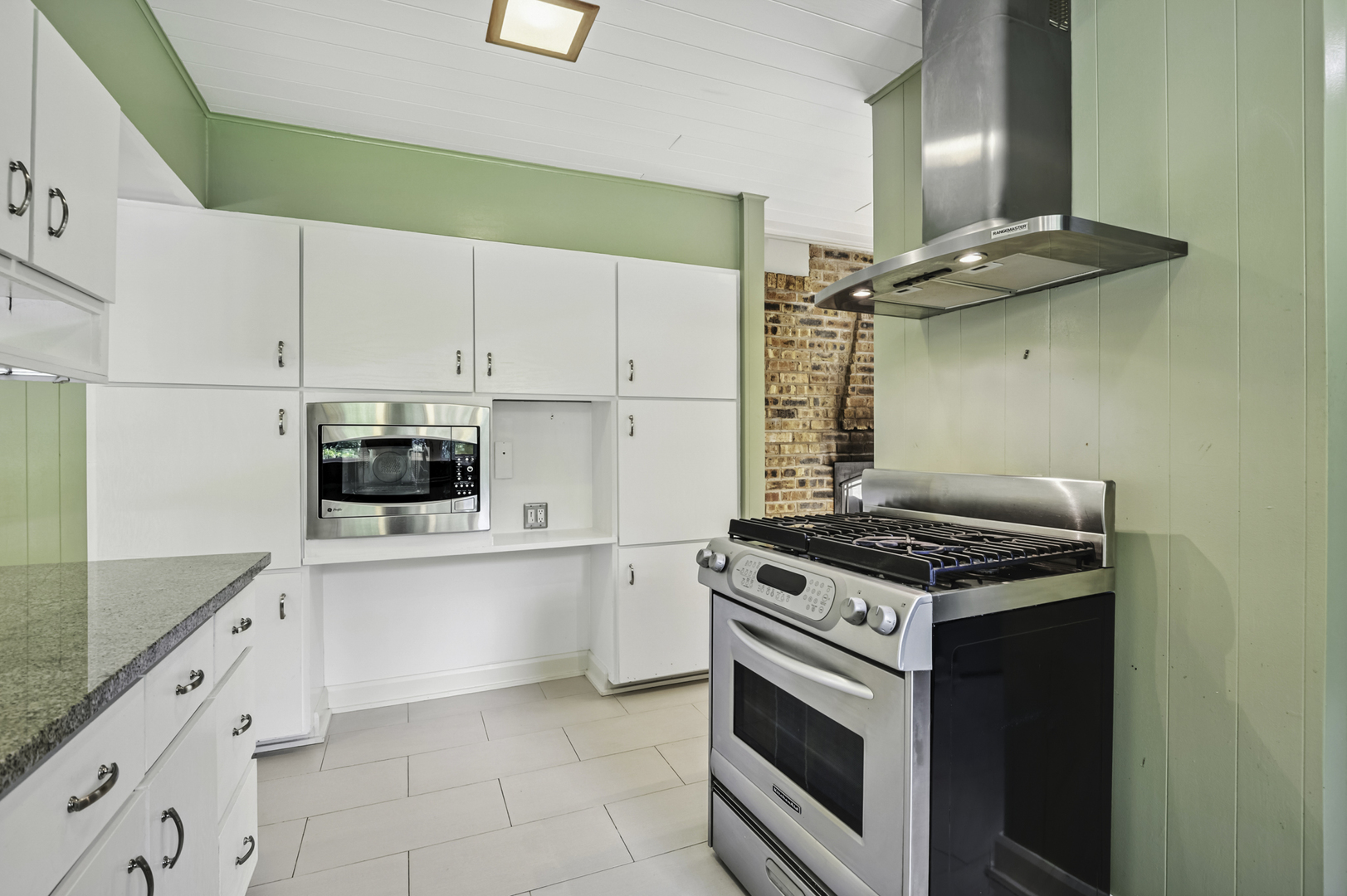 14655 W Walnut Avenue, Homer Glen, IL 60491