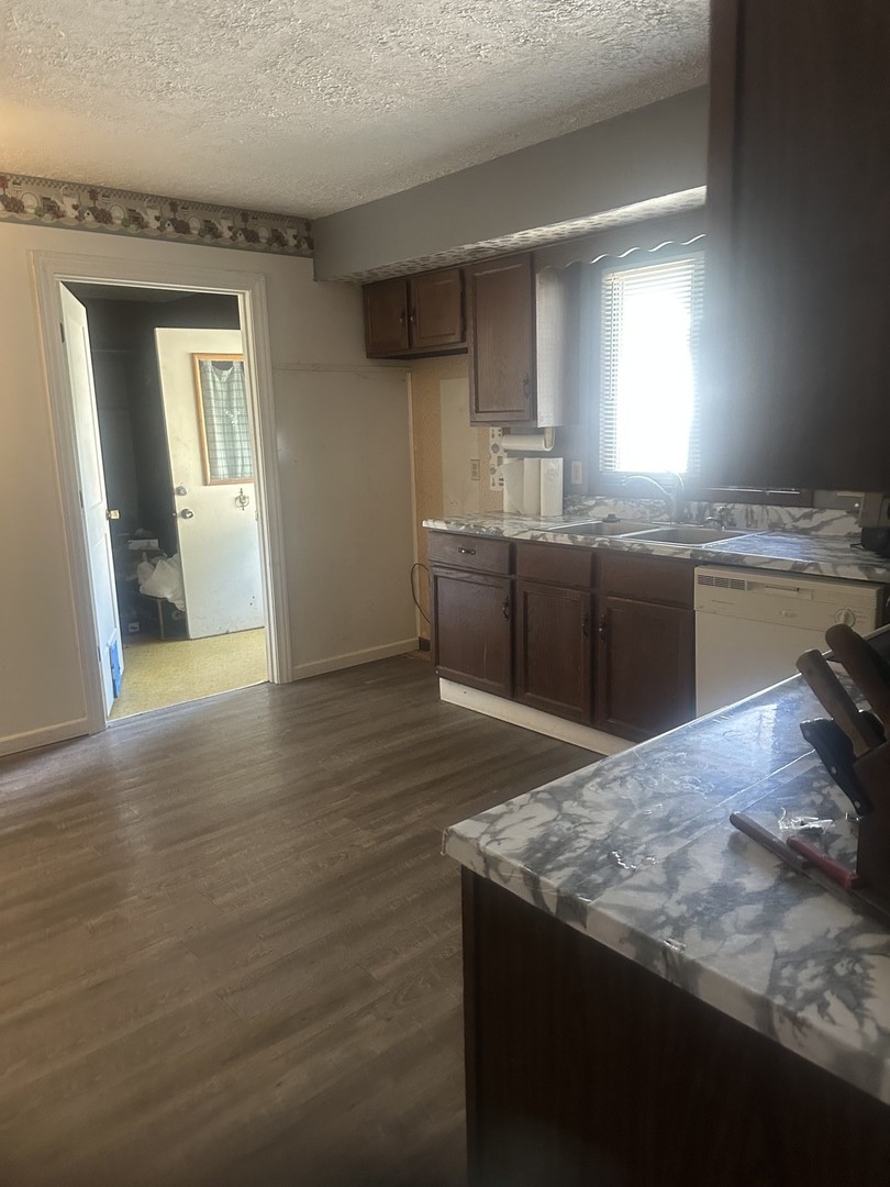 201 E North Street, Saybrook, IL 61770