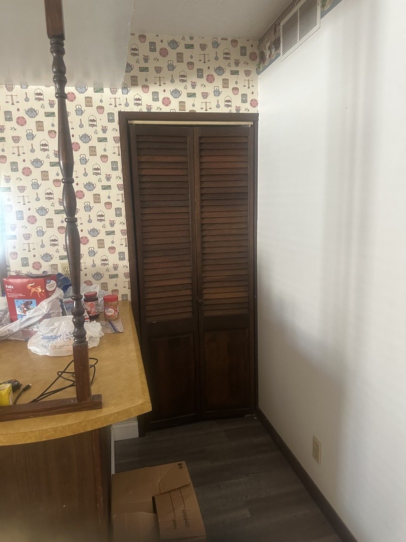 201 E North Street, Saybrook, IL 61770