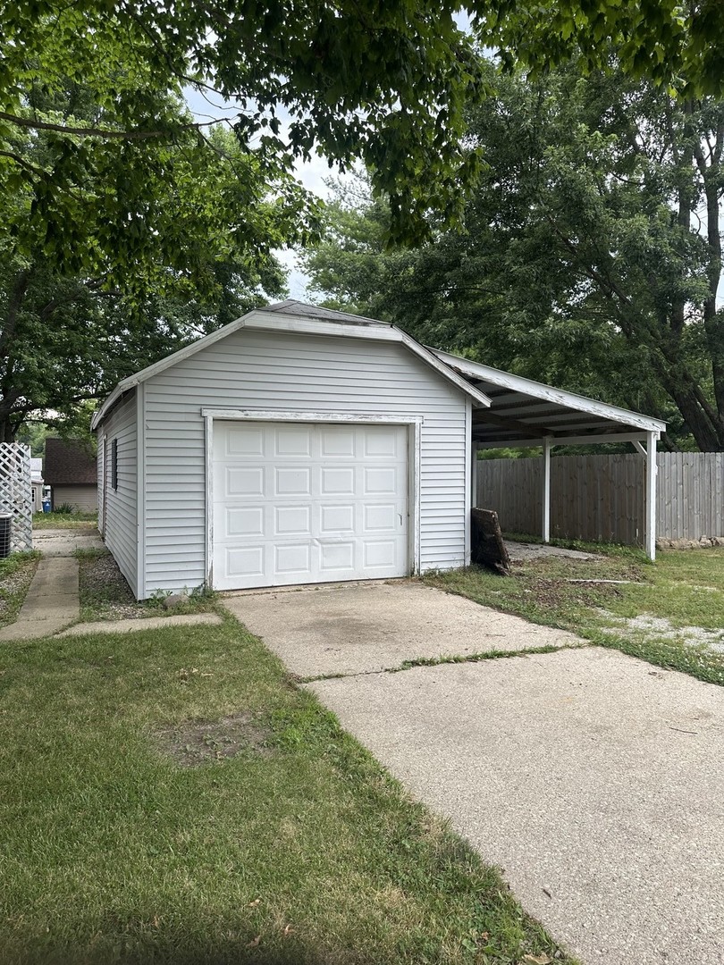 201 E North Street, Saybrook, IL 61770