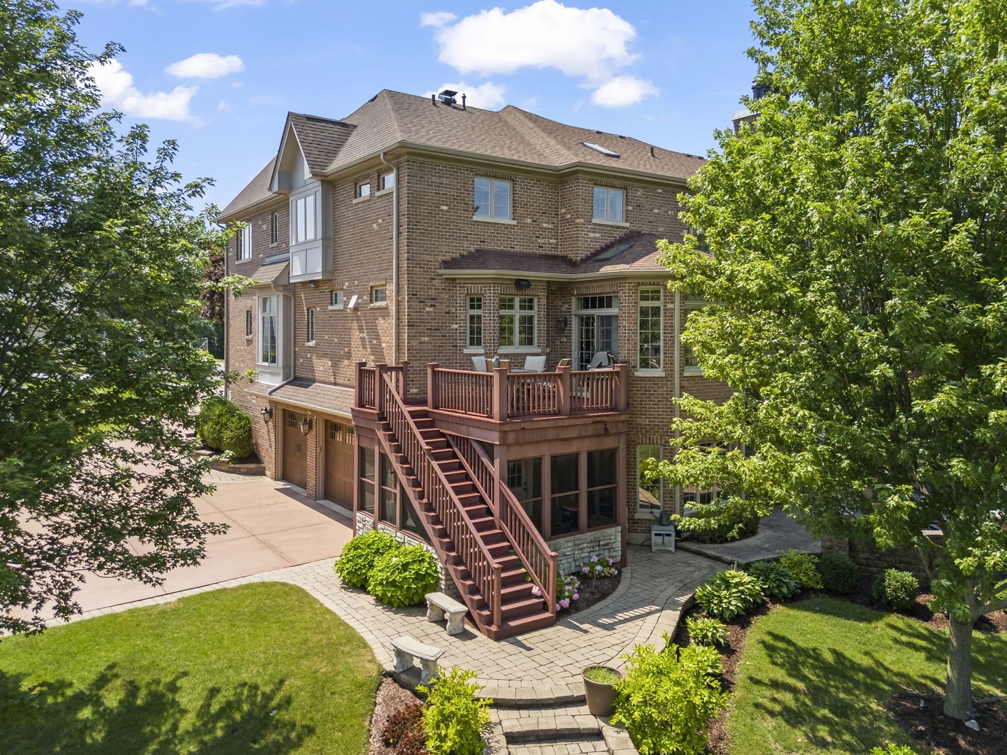 1227 Arnold Court, Downers Grove, IL 60516