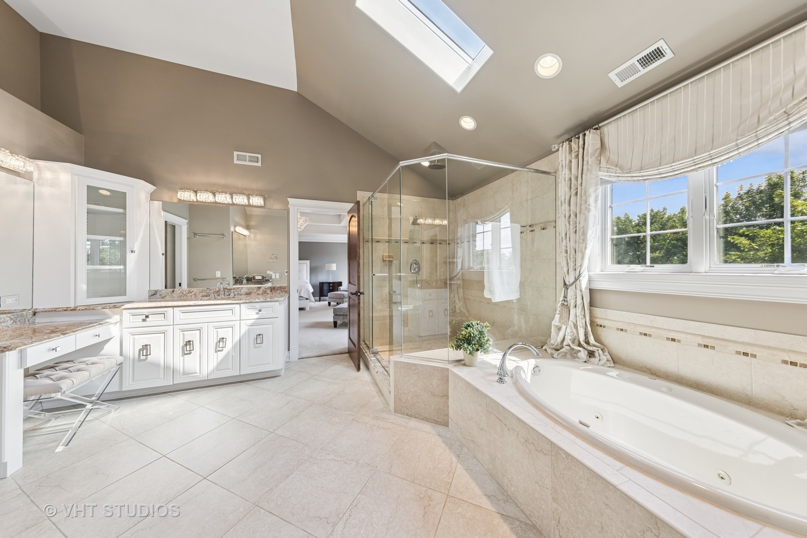 1227 Arnold Court, Downers Grove, IL 60516