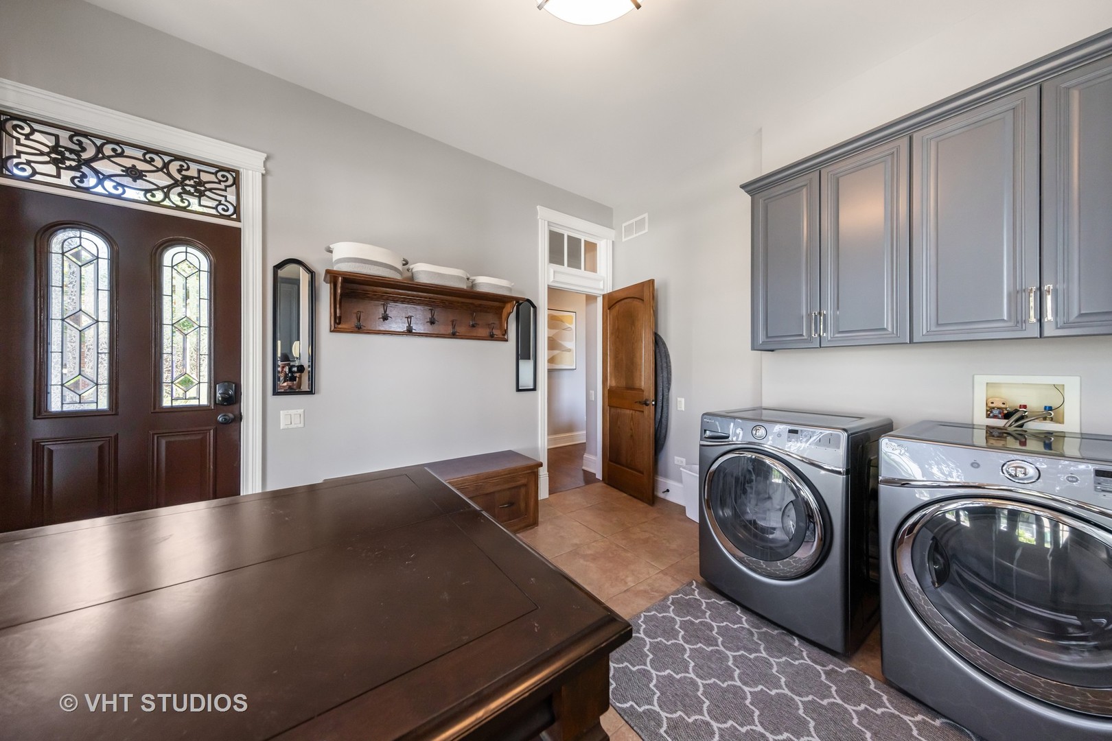 1227 Arnold Court, Downers Grove, IL 60516