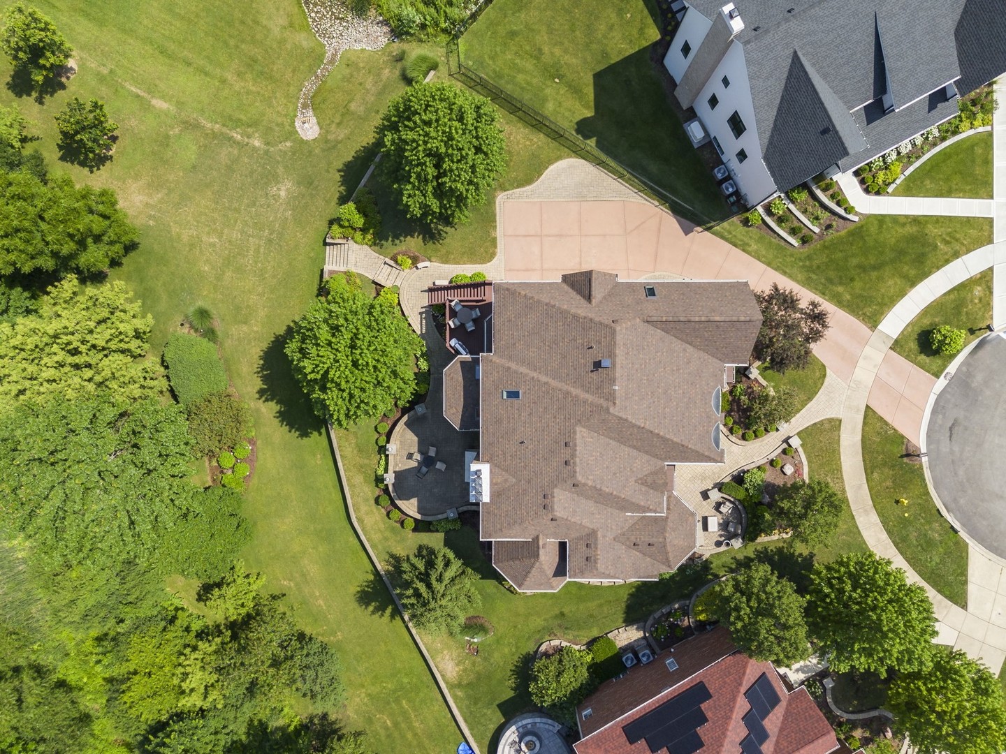 1227 Arnold Court, Downers Grove, IL 60516