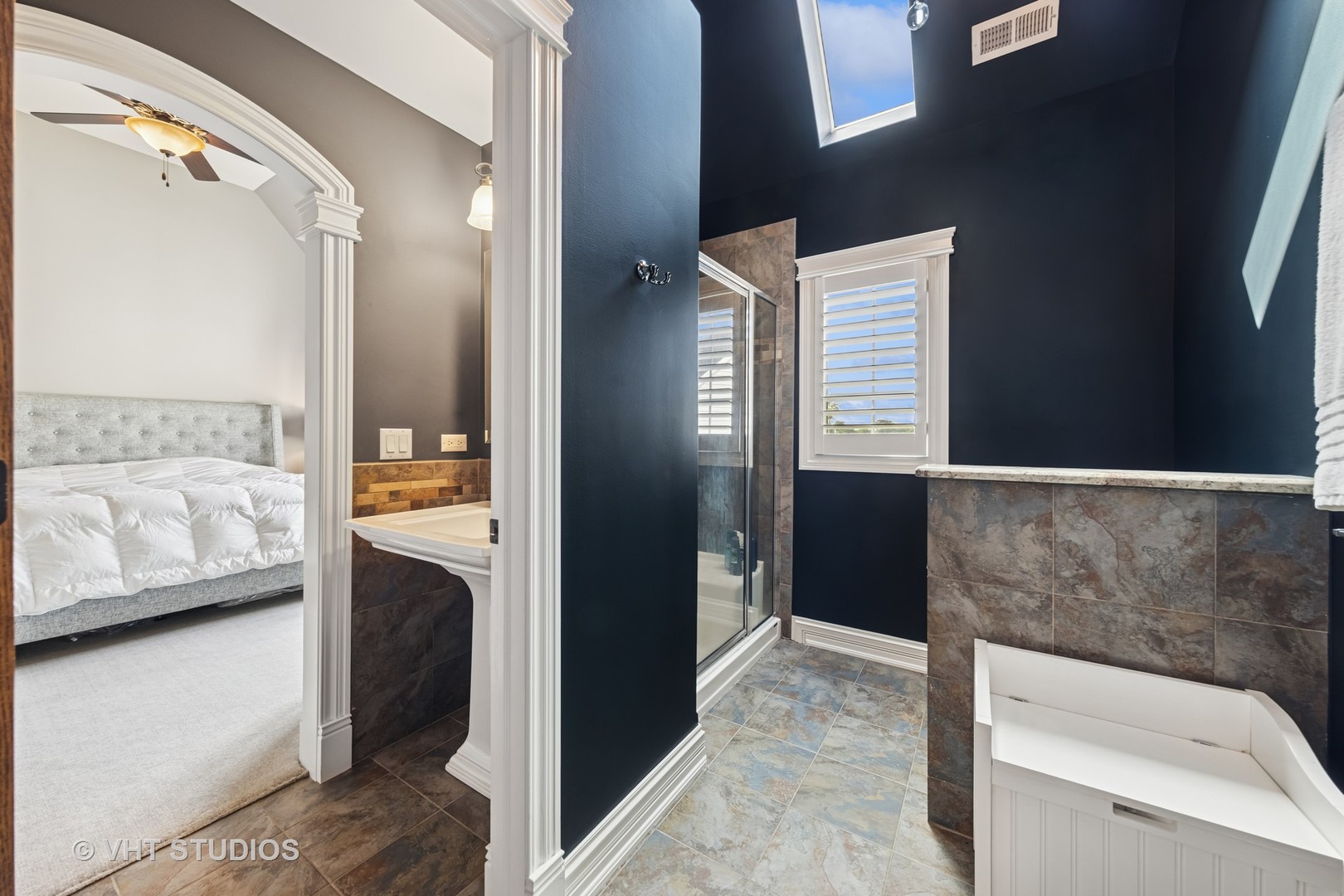 1227 Arnold Court, Downers Grove, IL 60516