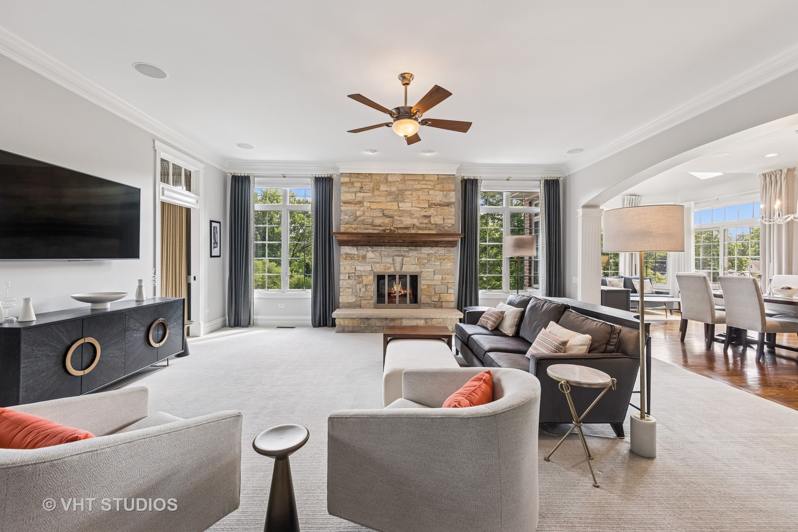 1227 Arnold Court, Downers Grove, IL 60516