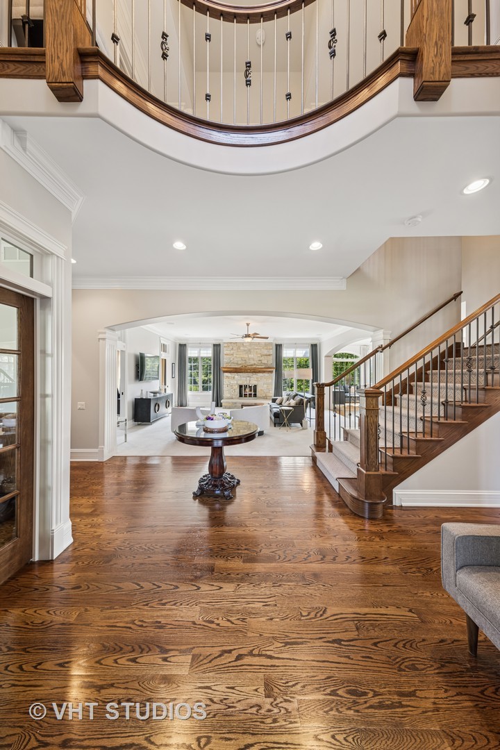 1227 Arnold Court, Downers Grove, IL 60516