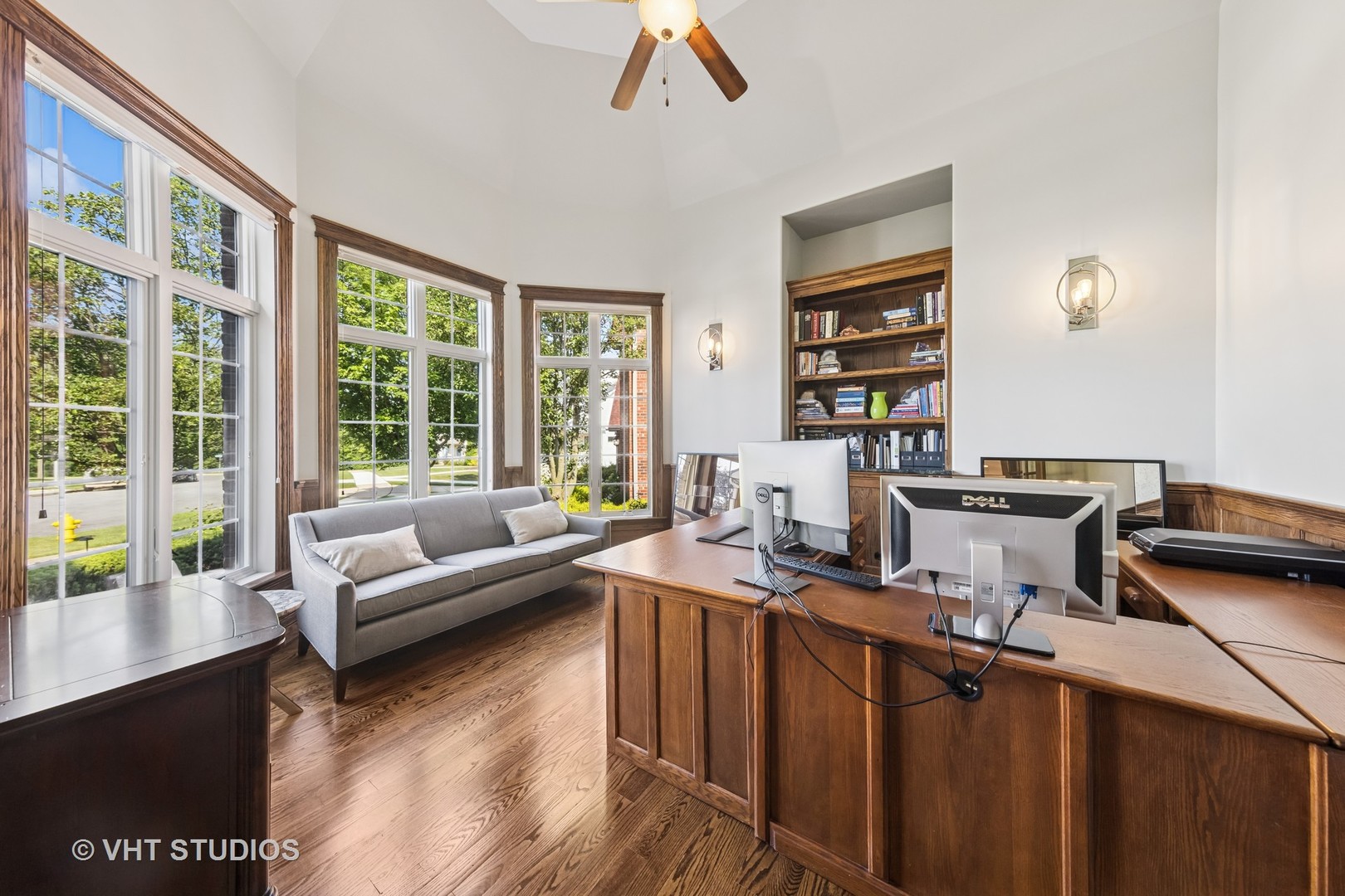 1227 Arnold Court, Downers Grove, IL 60516