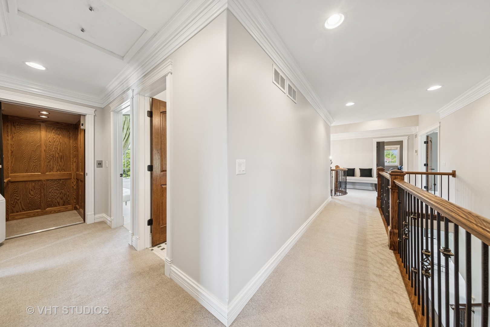 1227 Arnold Court, Downers Grove, IL 60516