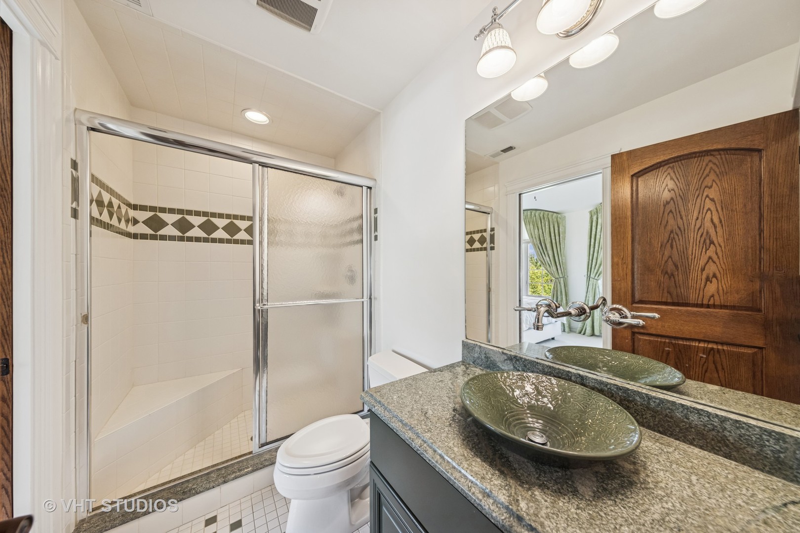 1227 Arnold Court, Downers Grove, IL 60516